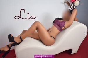 LIA UNA MORENA DISPUESTA A LLEVARTE AL PECADO MI AMOR