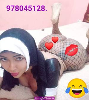 desnuda y  complaciente