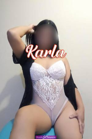 CHARAPITA SEXI  CON LA  CONCHA  BIEN MOJADITA