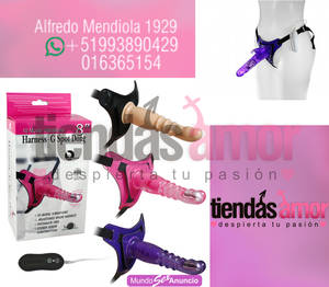 PROTESIS DE PENE VIBRADOR CON ARNÉS A CONTROL