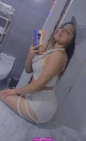 Siomara  venezolana arrechita para darte mucho placer