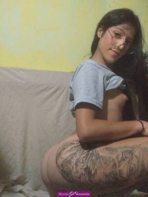 Peli negra y tatuada